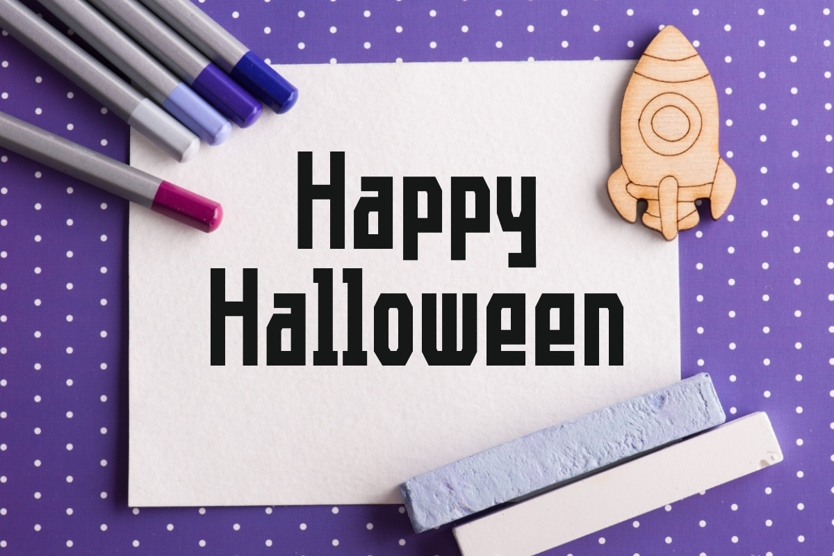 Halloween Sublimation - Vintage Font, a Sans Serif Font by Pian45 Studio (Photo 8 of 12)