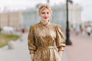 Woman Long-Sleeved Dress Mockup PSD, a Shirt Mockup by 1001 mockups (Thumbnail 9 of 9)