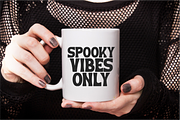 Spooky Friday - Halloween Display, a Sans Serif Font by Pian45 Studio (Thumbnail 8 of 8)