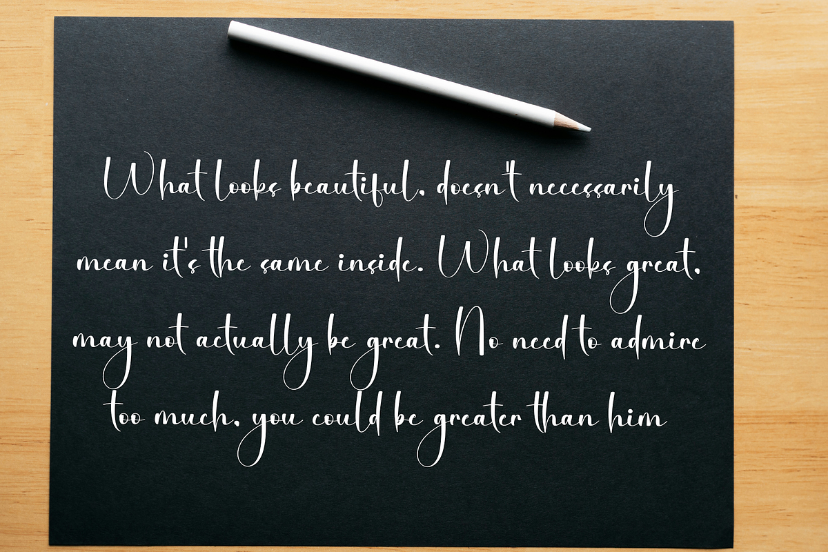 Bestie Signature, a Handwritten Font by FreshTypeINK (Photo 8 of 8)