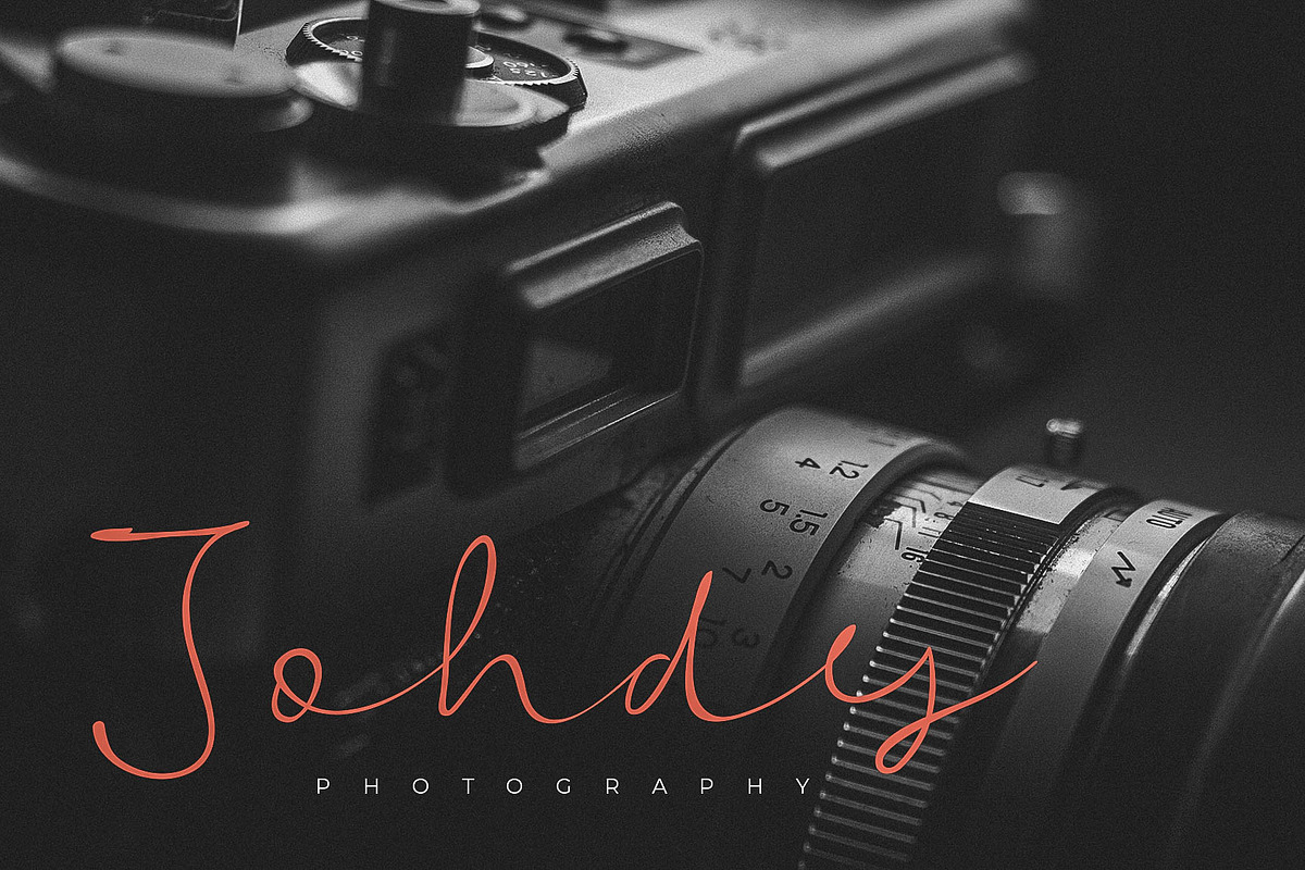 Vigetha Script Font preview 3