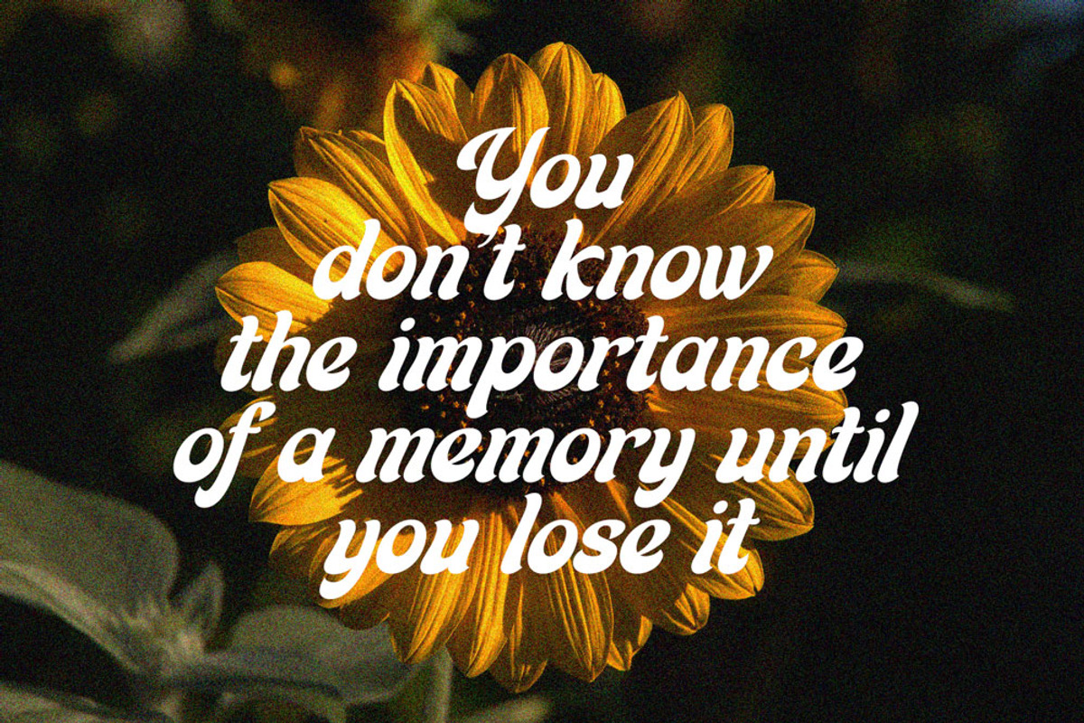 Bigsoul - Bold Retro Font, a Font by RantautypeStudio (Photo 4 of 12)