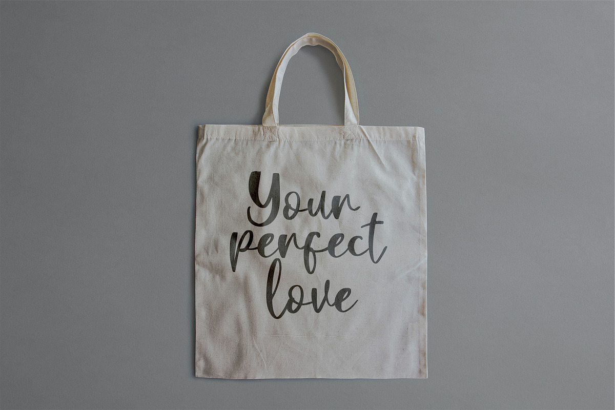 Bettani Sellia - Calligraphic Font, a Script Font by NTC Graphic (Photo 6 of 9)