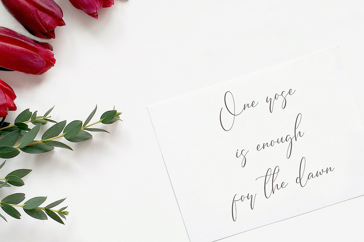 Beauty Heart - Lovely Script Font preview 4