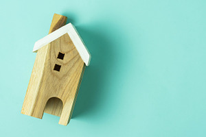 Top view of wooden house featuring agent, avoid, and background