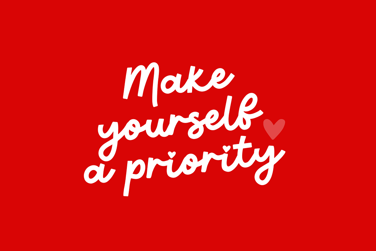 Aesthetic Font, a Handwritten Font by Design Pixie (Photo 7 of 9)