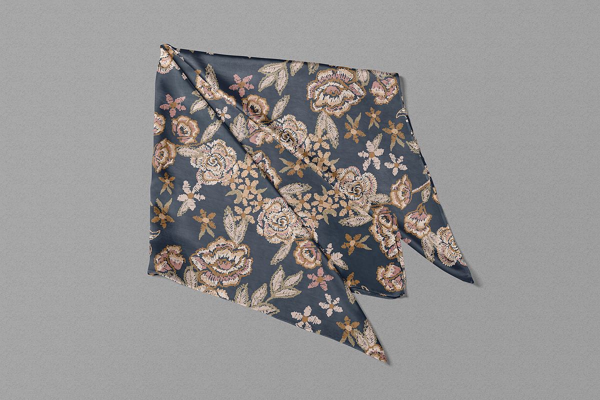 Vintage Floral Seamless Pattern, a Pattern Graphic by StudioGlouna (Photo 4 of 9)