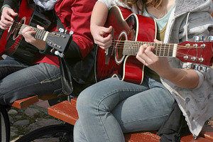 Guitarist duet, an Arts & Entertainment Photo by BOOCYS