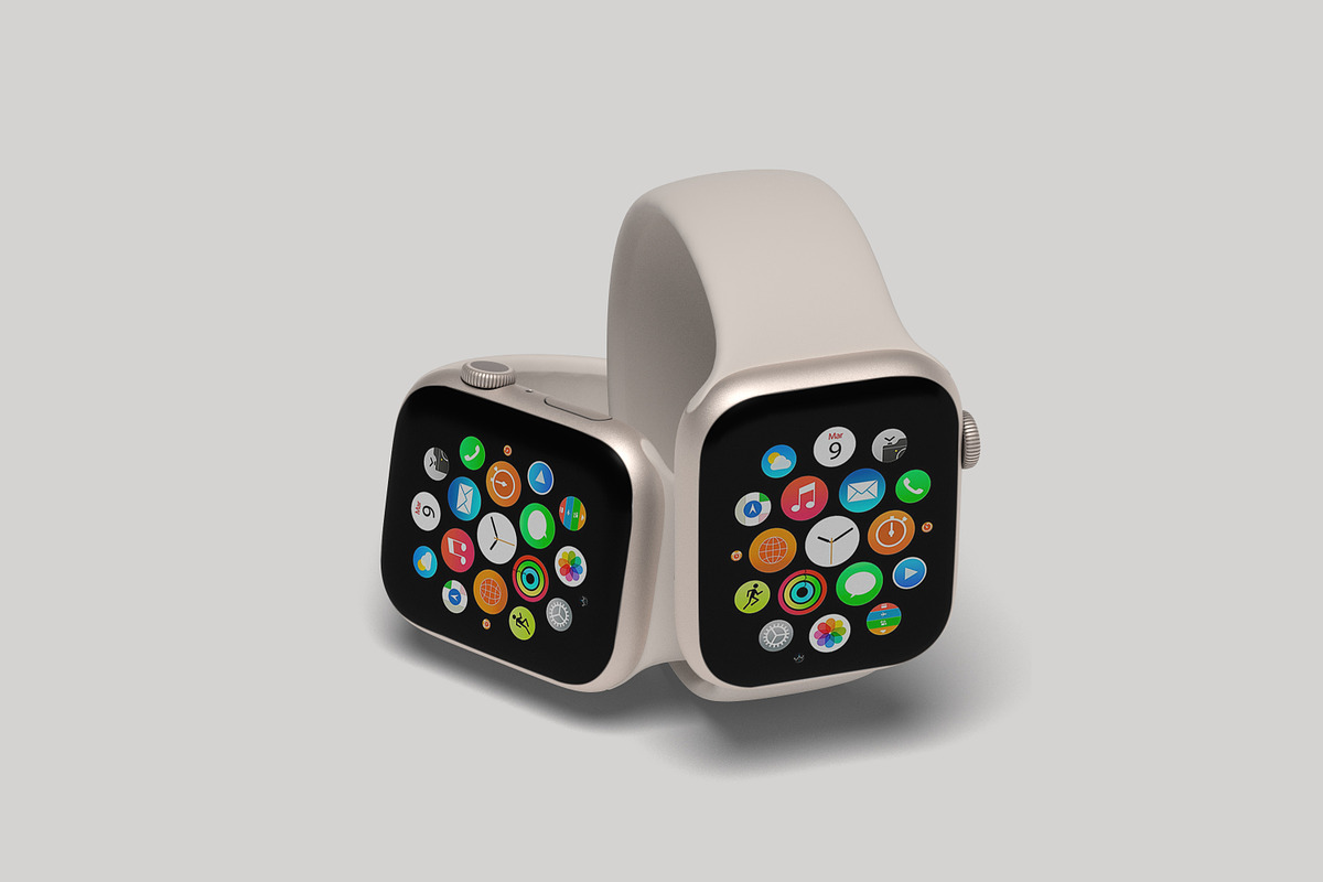 iWacth Mockup, a Wearable Device Mockup by ulfatunnazira (Photo 6 of 6)