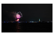 New York City Fireworks Photo Bundle, an Arts & Entertainment Photo by Full Circle Design Studio (Thumbnail 4 of 14)