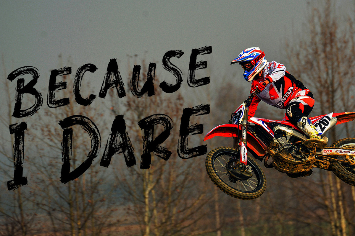 Crasher // Strong Brush Font, a Font by Bluestudio (Photo 8 of 9)