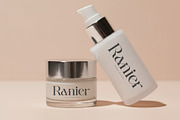 Qaveria - Stylish Elegant Typeface, a Serif Font by Sealoung (Thumbnail 3 of 9)