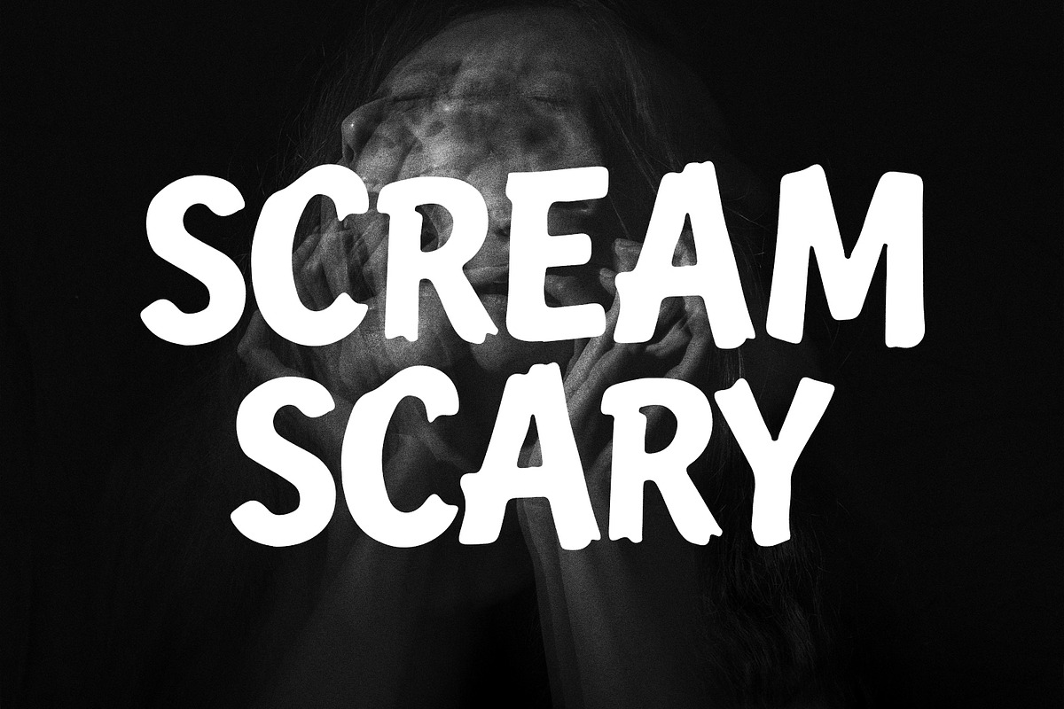 Sekai Sengok Halloween Brush Marker, a Handwritten Font by Maulana Creative (Photo 3 of 7)