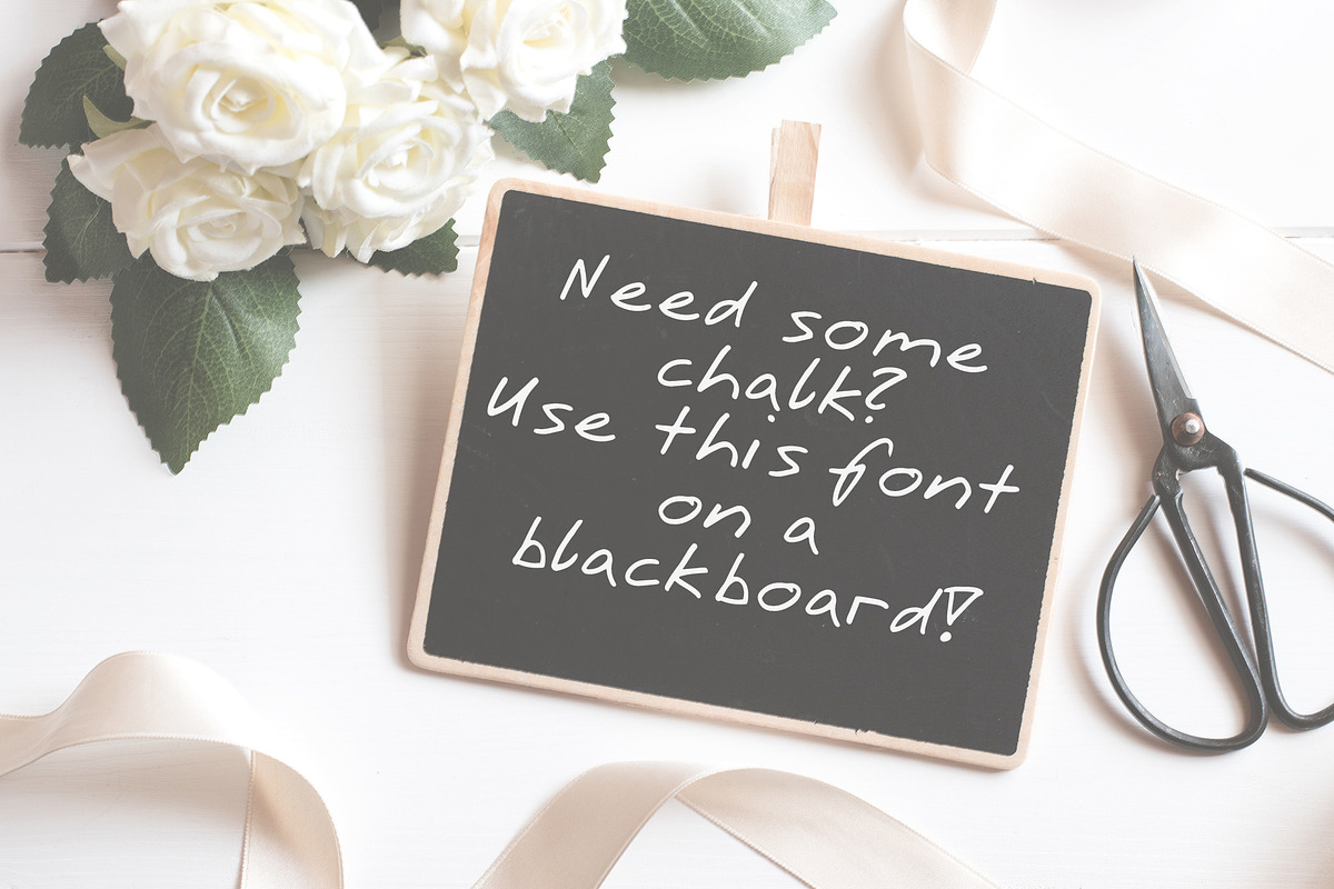 Reto Script Font preview 4