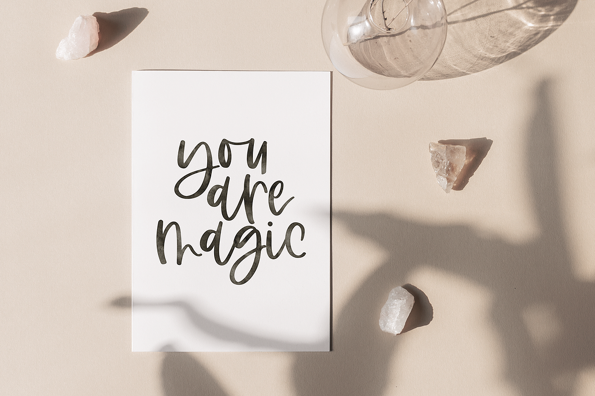 Moonlight - Handwritten Script Font preview 3