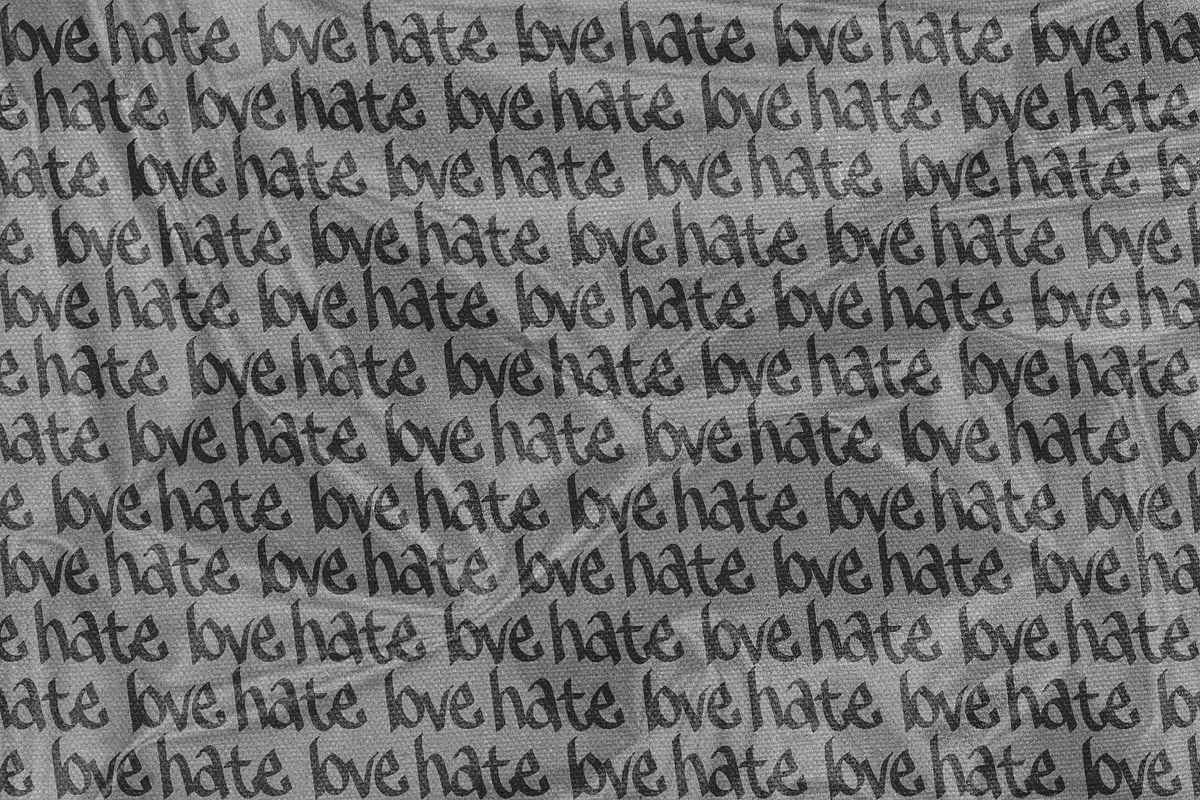 Graftextlif, a Handwritten Font by Nickhard (Photo 6 of 7)