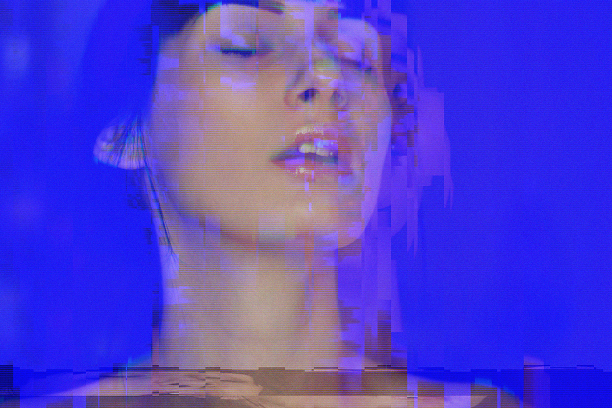 Glitch Effect V1, a Plug-in Add-On by Traint (Photo 17 of 32)
