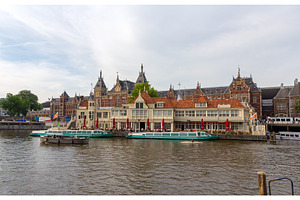 Noord-Zuid Hollandsch Koffiehuis in Amsterdam, an Architecture Photo by Leonid Andronov