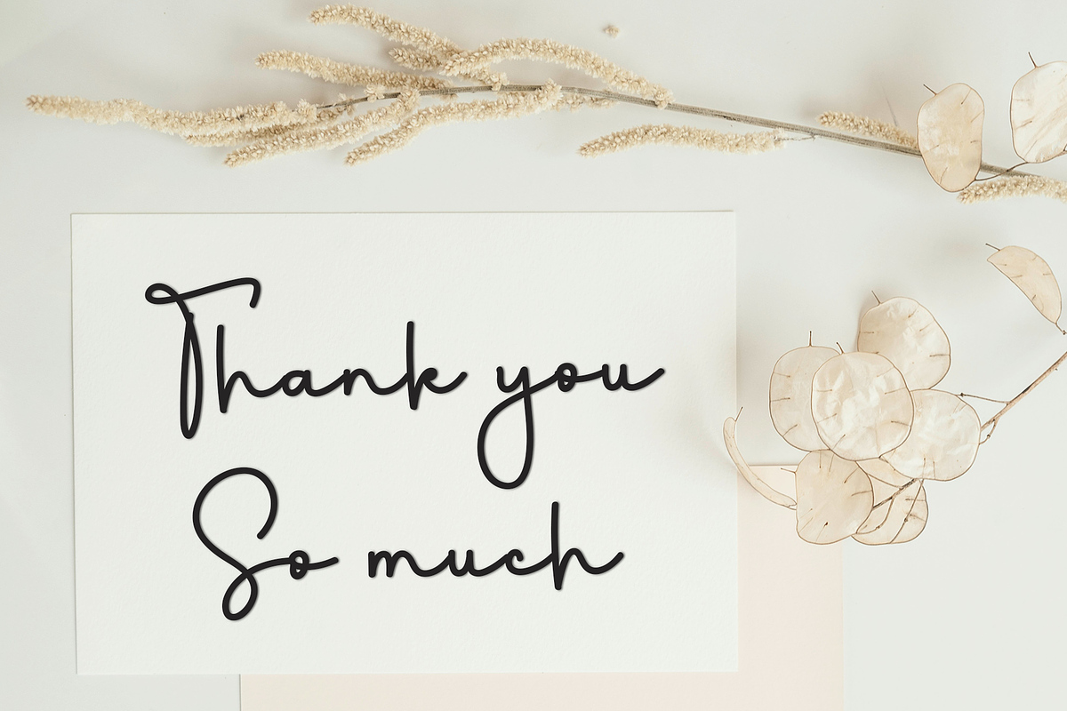 Bestone, a Handwritten Font by InermediaSTUDIO (Photo 5 of 8)