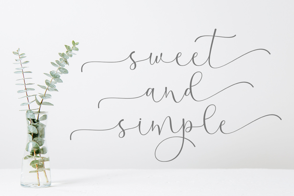 Branding Autumn, a Script Font by Rotterlab Studio (Photo 9 of 11)