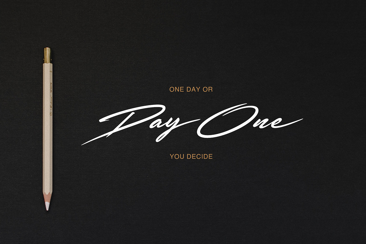 Deep Handwritten Font, a Font by sunnytudu (Photo 2 of 10)