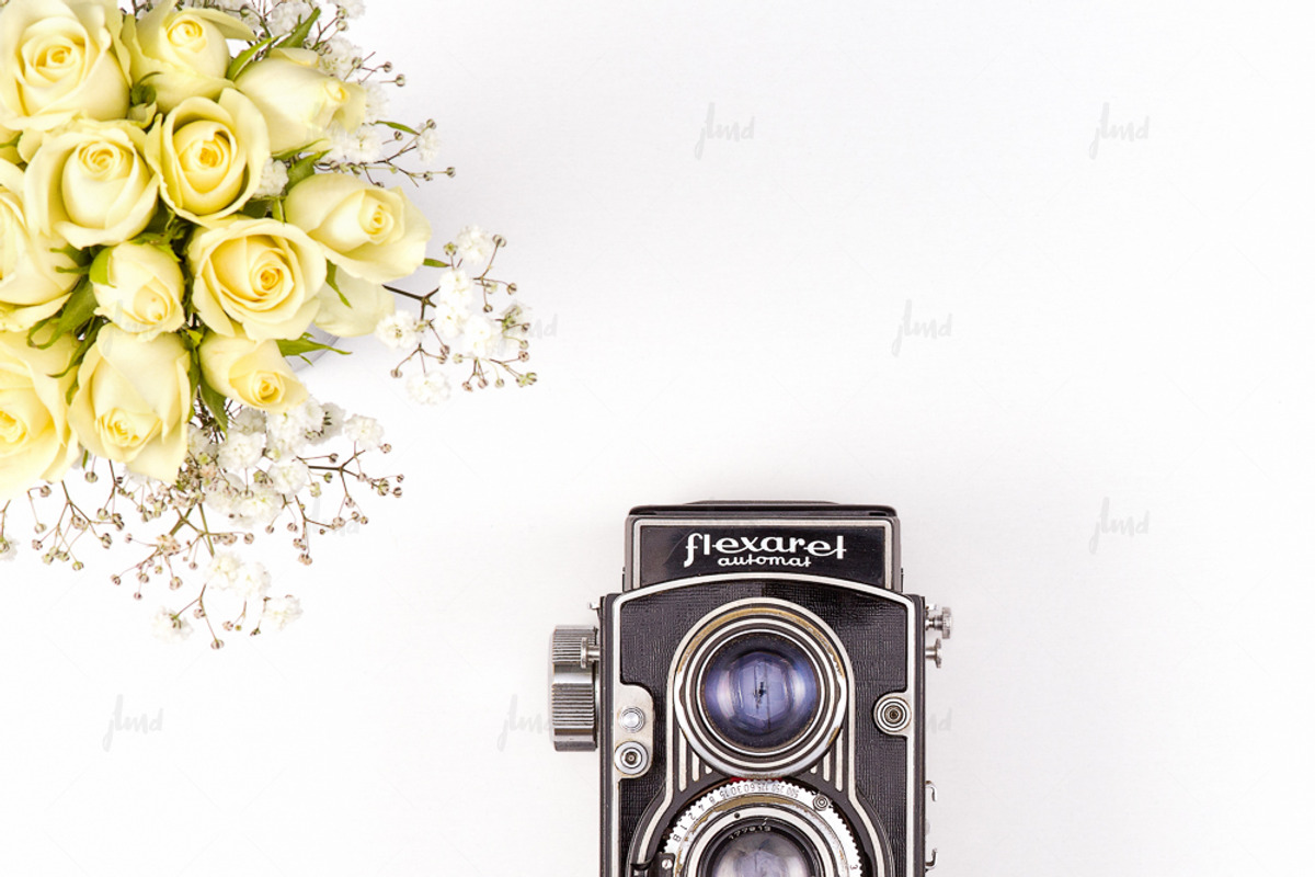 Set of 3 styled stock images ♥, a Mockup by JustLikeMyDesktop (Photo 3 of 3)