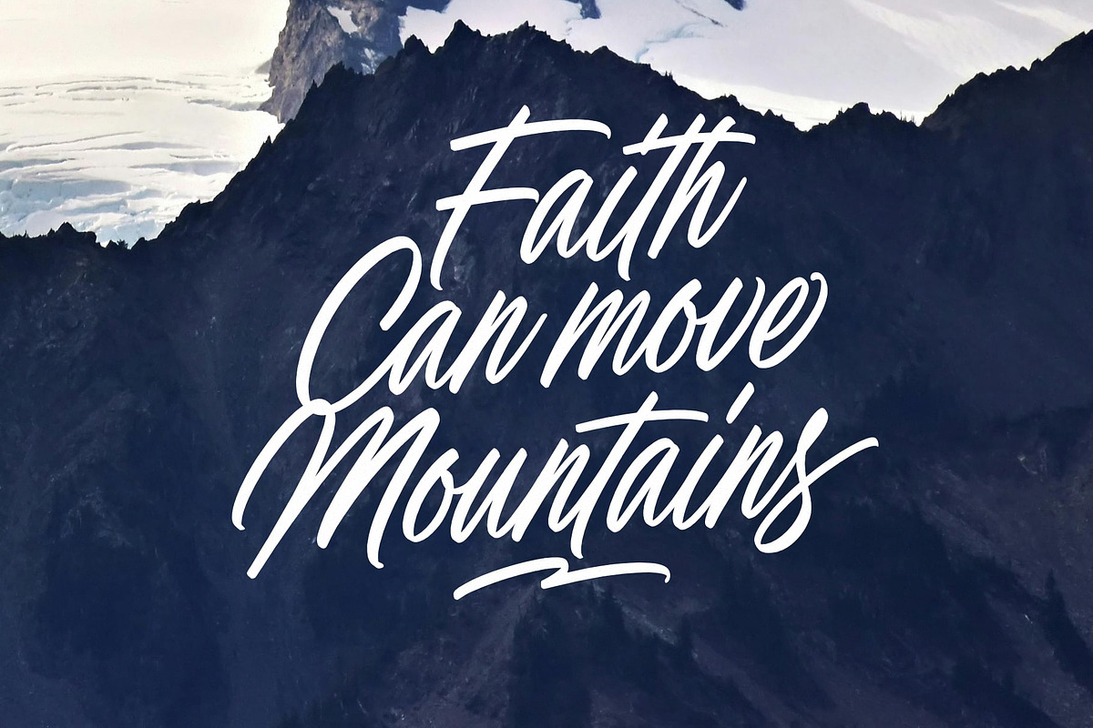 Southern Lights, a Handwritten Font by Damarletter (Photo 5 of 6)
