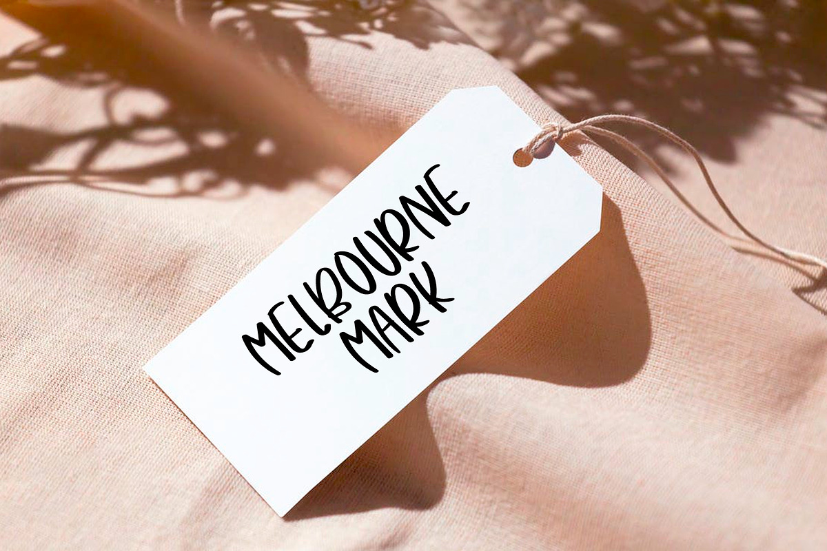 Strawberry - handwritten font, a Script Font by Yuby Creative (Photo 2 of 9)