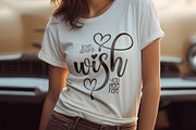 Kinsky - Calligraphy Font with Heart, a Script Font by Airotype (Thumbnail 6 of 12)