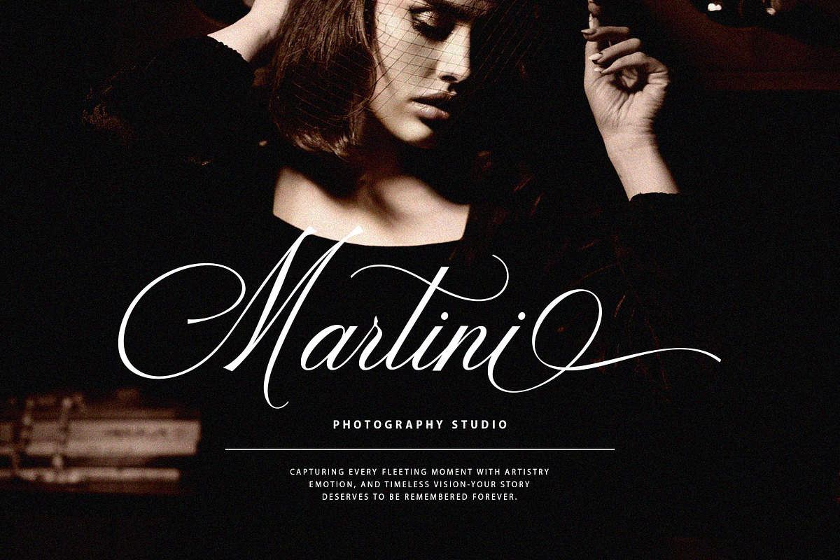 Sahera Script, a Script Font by Realtype (Photo 4 of 9)