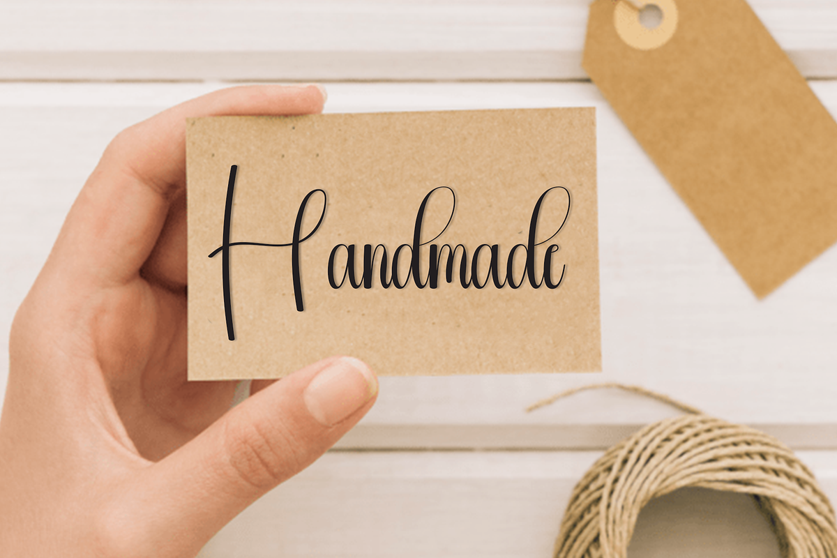 Shinning Daisy, a Handwritten Font by InermediaSTUDIO (Photo 5 of 8)