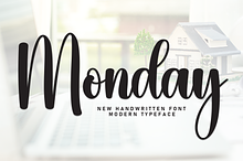 Monday | Script Font