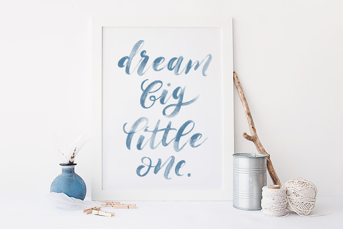 Handmaid SVG + Solid Font preview 8