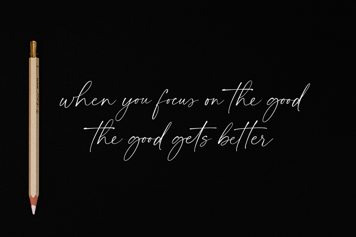 Segatha | Casual Handwritten Font preview 5