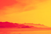 Duotone effect - Photoshop effect, a Layer Style Add-On by Makestudio (Thumbnail 6 of 7)