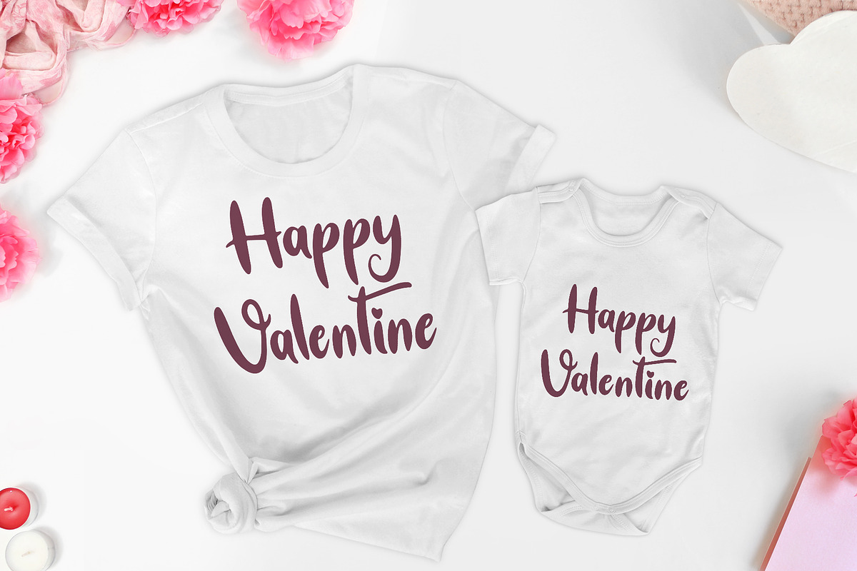 Bianty, a Script Font by esamaradany (Photo 2 of 6)
