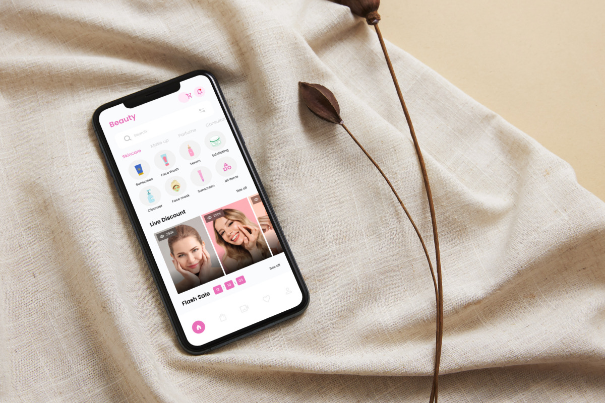 Beauty - Skincare E-Commerce Mobile, an App Template by twinstd (Photo 3 of 5)