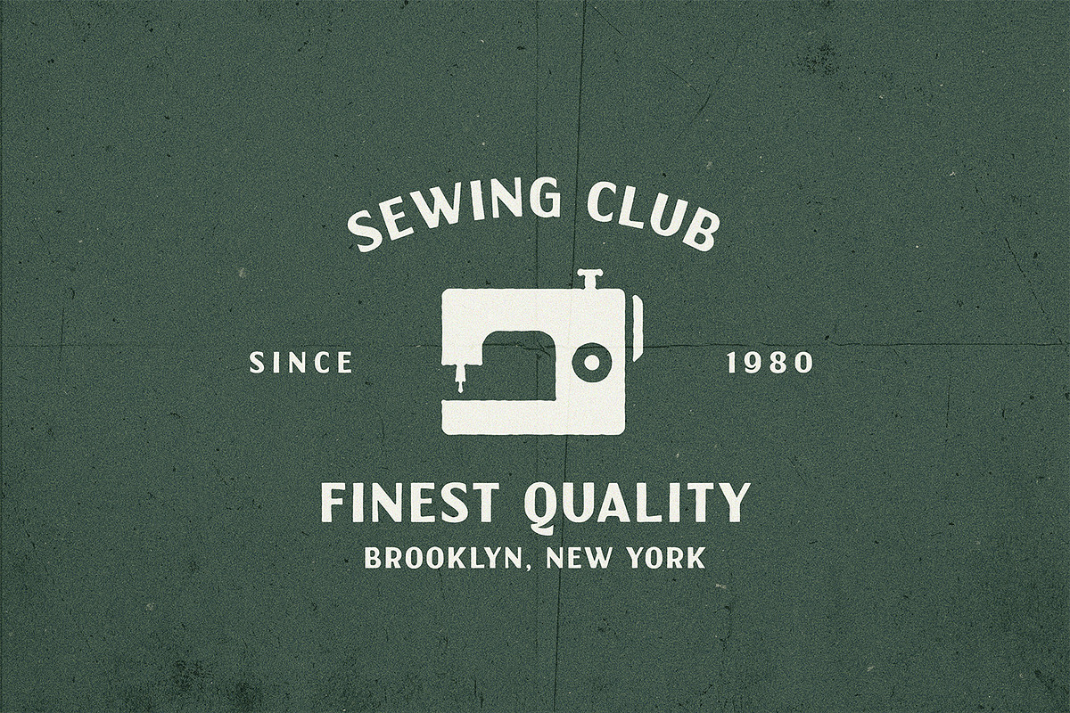 Handoek - Handcrafted Typeface, a Handwritten Font by Dikas Studio (Photo 3 of 7)