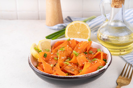 Viral trendy asian carrot salad