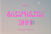 Retro Display Font + Retro Graphics, a Font by Laras Wonderland (Thumbnail 7 of 14)