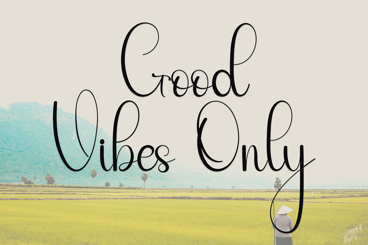 Queen Daddy, a Font by InermediaSTUDIO (Photo 2 of 7)