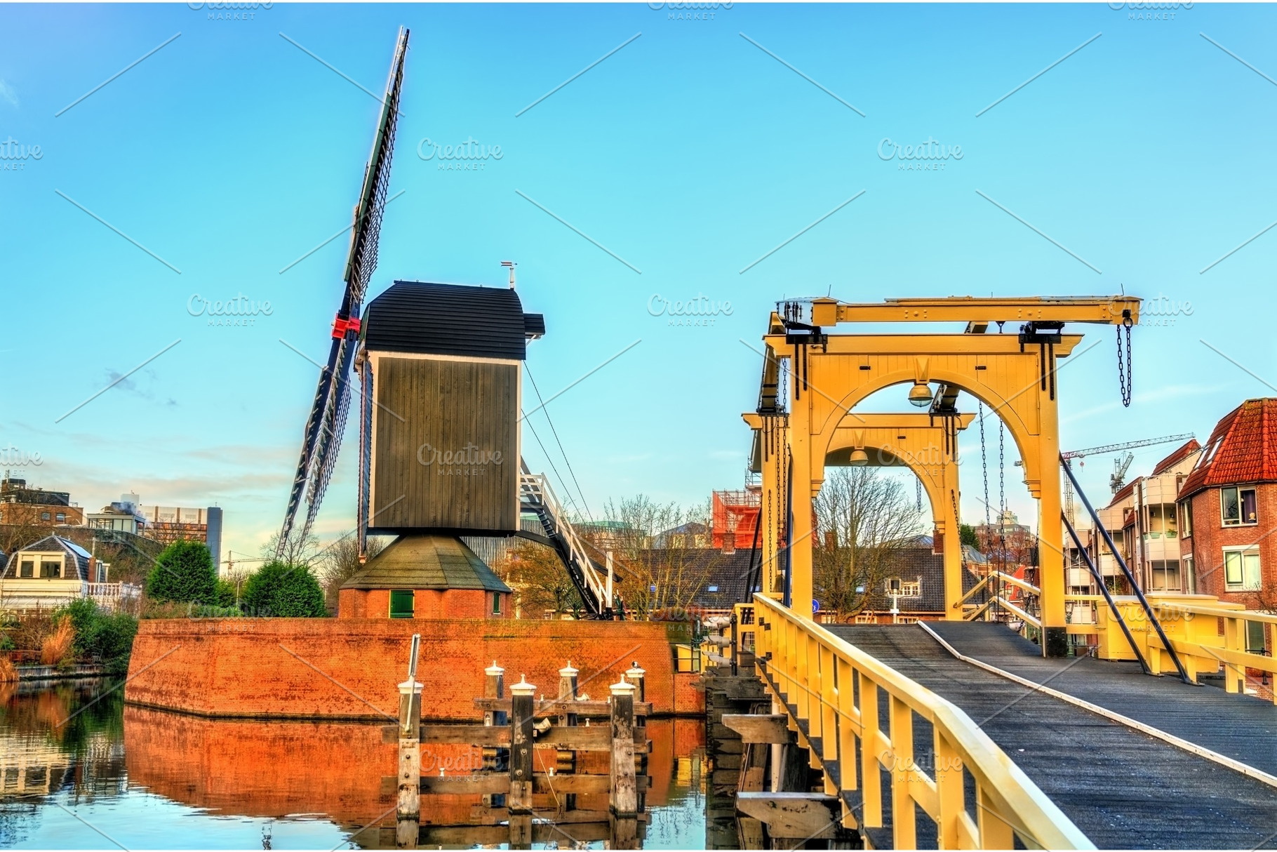 Molen De Put and the Rembrandt, an Architecture Photo by Leonid Andronov