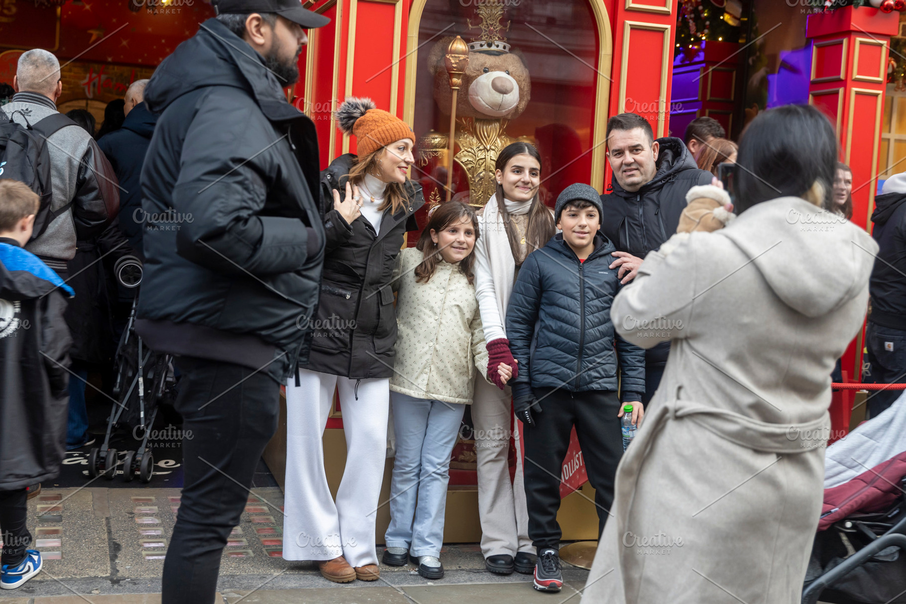 London, UK, 7 December 2025, A famil, a Photo by Imaginarium