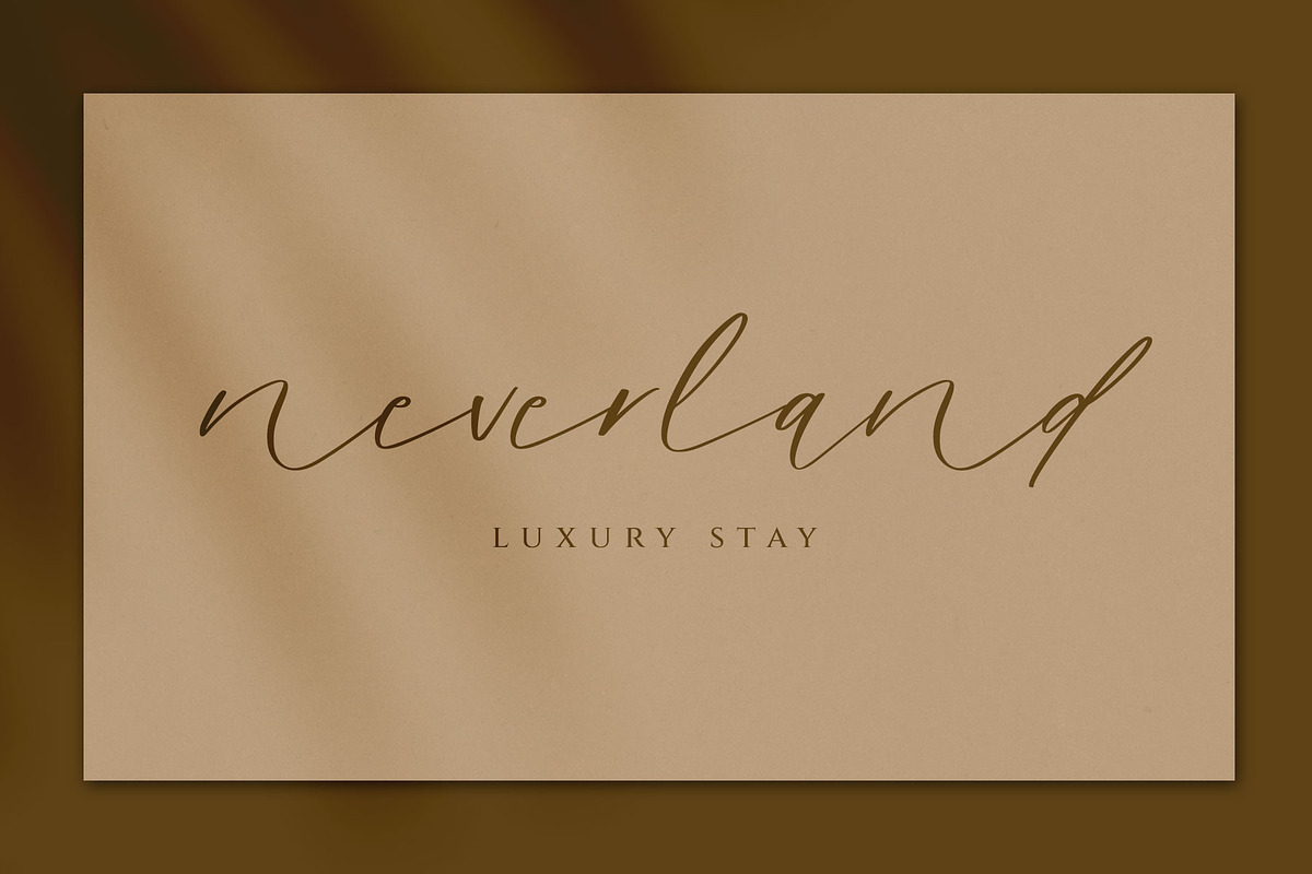 Fettina Stylish Handwritten Font, a Handwritten Font by RantautypeStudio (Photo 2 of 15)