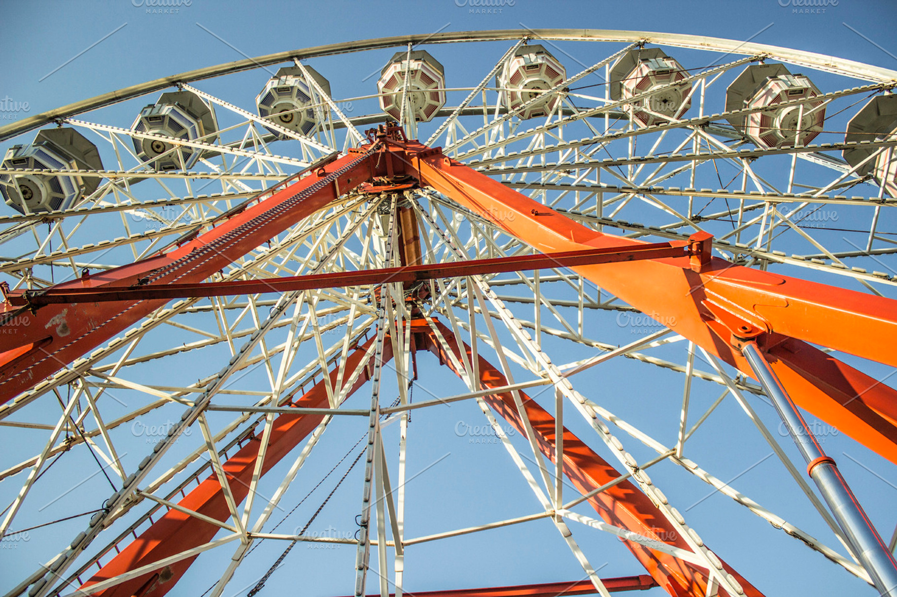Fun Ferris Wheel Ride