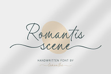 Romantis Scene | Flowing Script