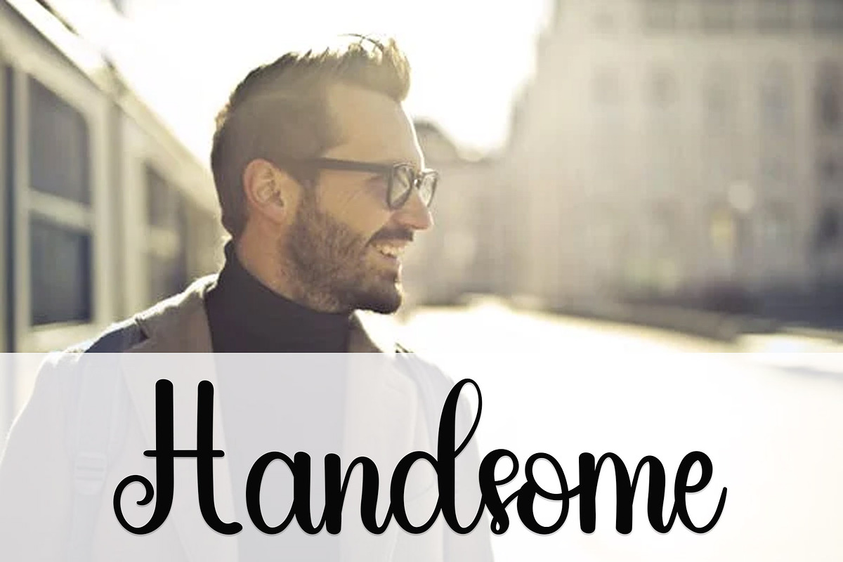 Sample Alphabet, a Handwritten Font by InermediaSTUDIO (Photo 5 of 7)