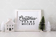 Christmas Frame Bundle 1, a Product Mockup by CatBoneDesign (Thumbnail 10 of 18)