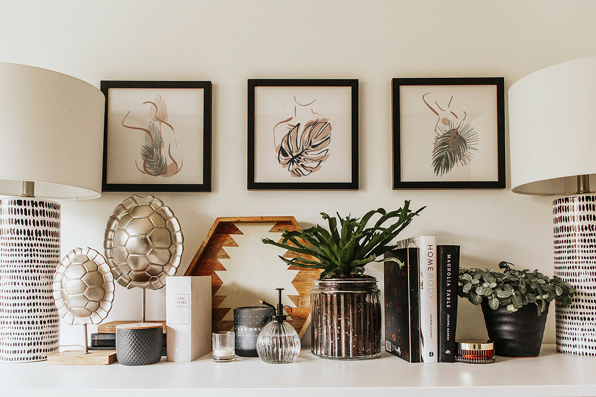 Female bodies. Line art, an Object Graphic by Vera●Suleimanova (Photo 2 of 16)