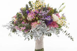 wild flowers inspired bridal bouquet